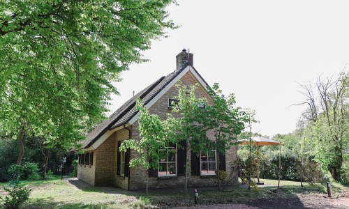 Landhuisje op camping de reeenwissel6.jpg